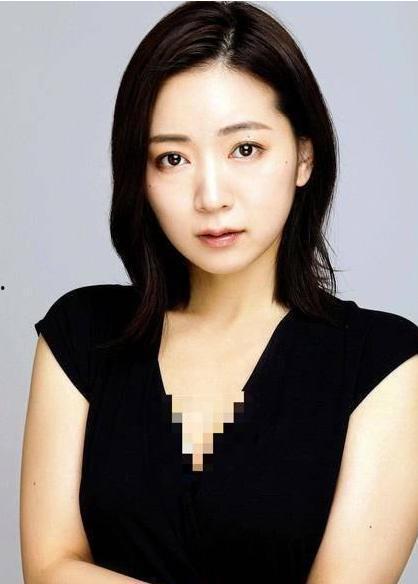 女明星31岁突然出世,甜蜜升级当妈