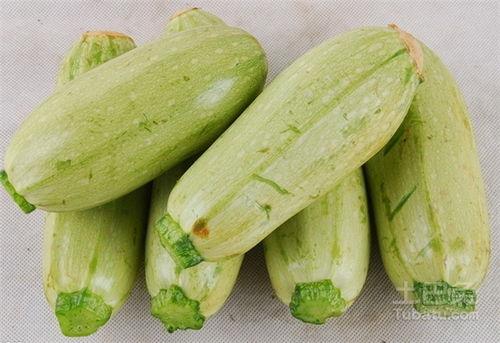 什么瓜生着吃,探索生吃瓜果的天然美味与营养奥秘