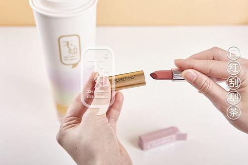 网红奶茶测温枪,时尚与科技的完美融合