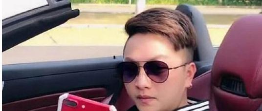 网红电动哥,揭秘电动车界的明星传奇