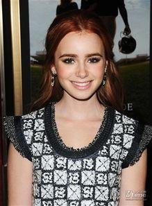 欧美有酒窝的明星,迷人微笑背后的故事