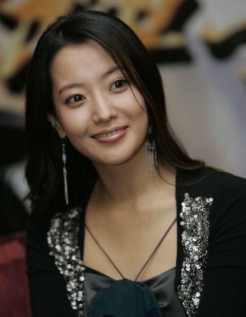 中韩美女明星吸毒,美女明星形象崩塌