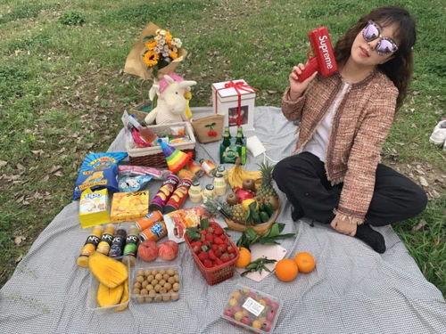 野餐网红拍照,美食美景尽收镜头